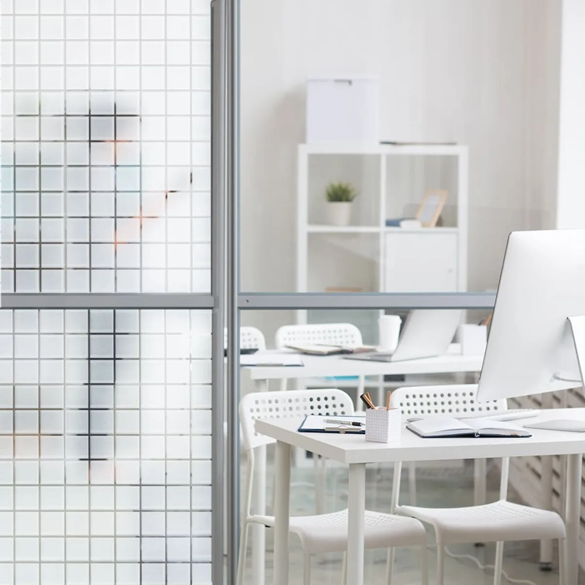 6c06a33c49-5_resize_1200x1200 Плівка віконна 600х3000мм (D) SW-00002163 – зображення використання 5